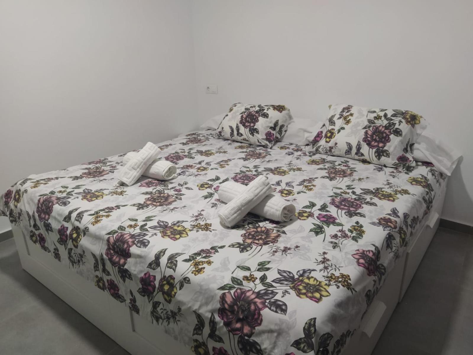 Casa Completa Triplex & Parking By Gades Gestion Apartment Кадис Екстериор снимка