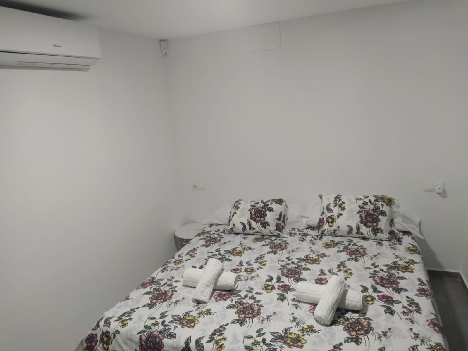 Casa Completa Triplex & Parking By Gades Gestion Apartment Кадис Екстериор снимка